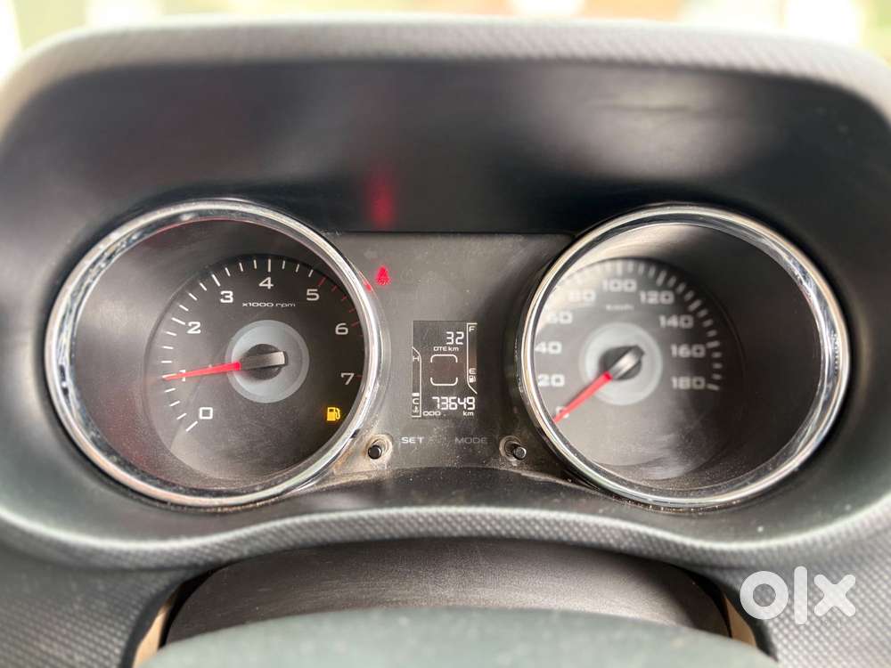 Mahindra Tuv 300 T10, 2020, Diesel