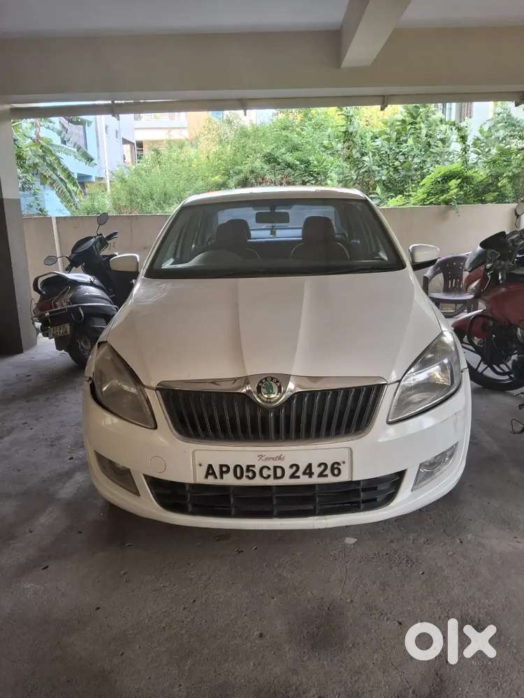 Skoda Rapid 2012