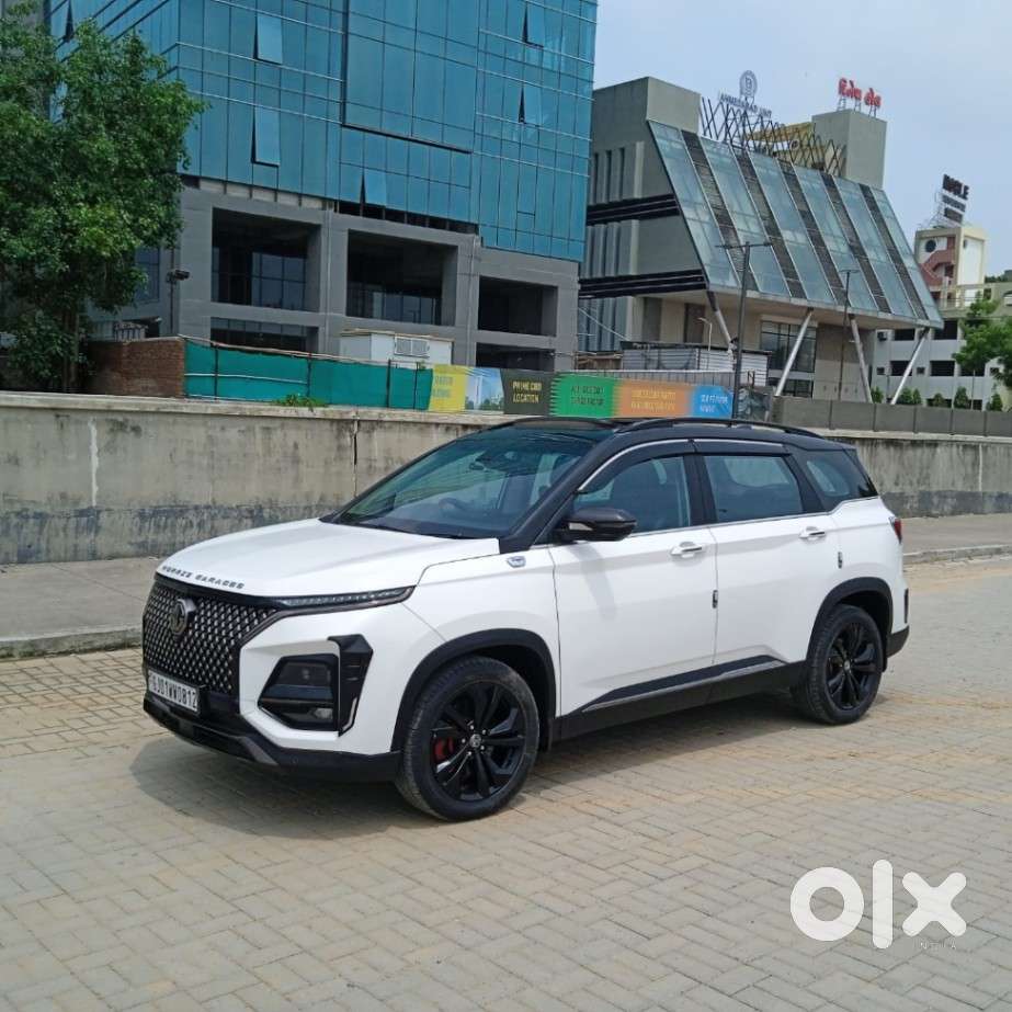 Mg Hector Plus, 2025, Petrol