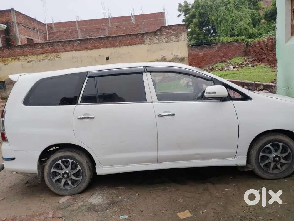 Toyota Innova Diesel 2016