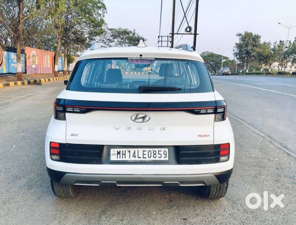 Hyundai Venue 1.0 Sx (o) Turbo Dct, 2023, Petrol