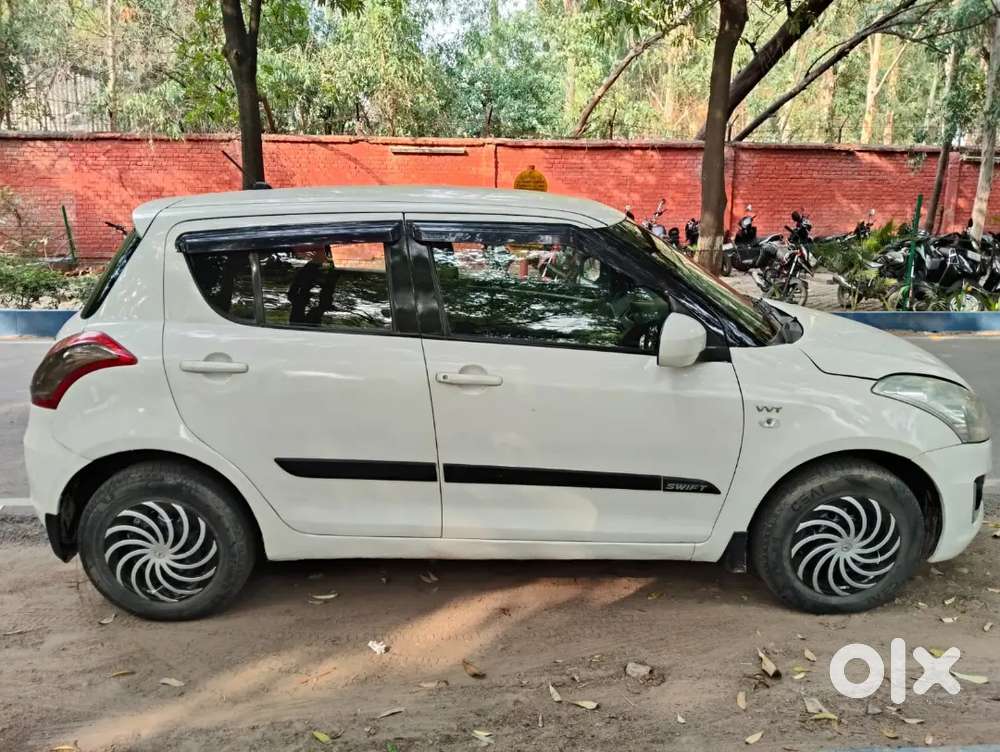 Maruti Suzuki Dzire 2017 Cng & Hybrids 8323 Km Driven