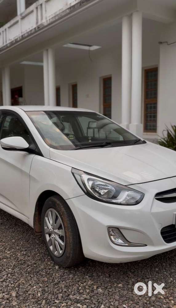 Hyundai Fluidic Verna 2014 Petrol Well Maintained