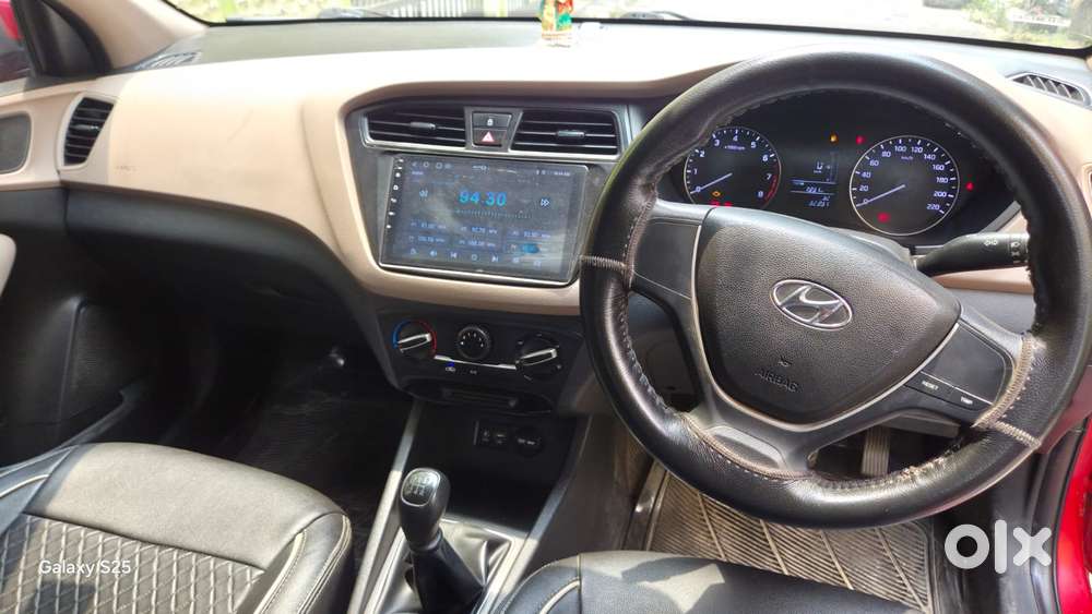 Hyundai I20 Petrol Cvt Magna Executive, 2018, Petrol