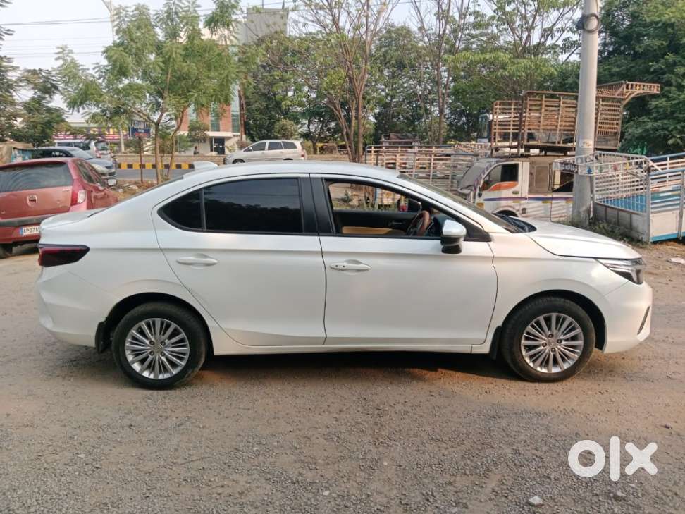 Honda City, 2022, Petrol