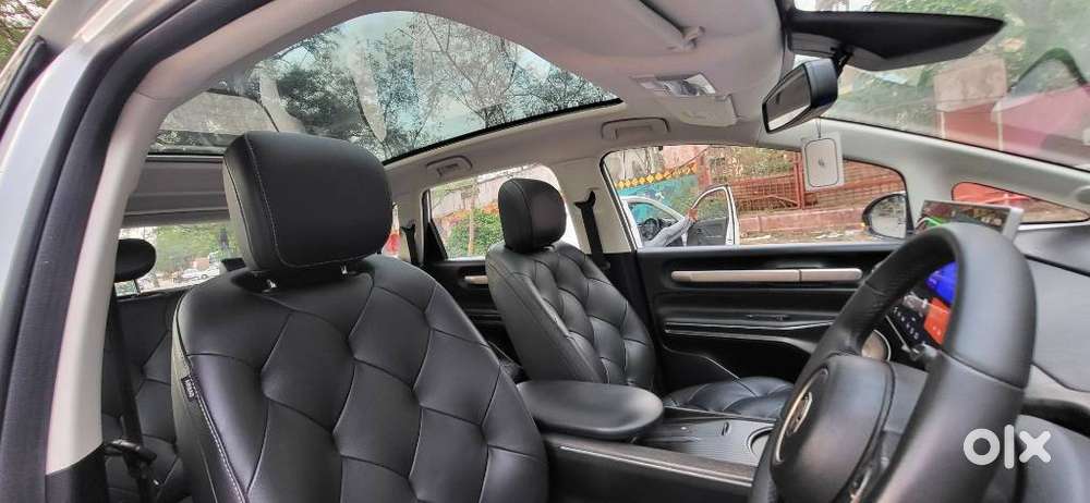 Mg Windsor Ev Essence, 2025, Electric