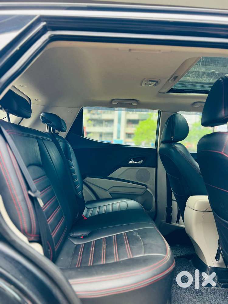 Mahindra Xuv300 W8 Diesel, 2022, Diesel