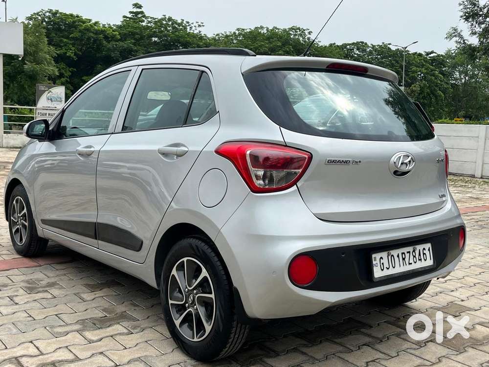 Hyundai Grand I10 At Sportz, 2017, Petrol