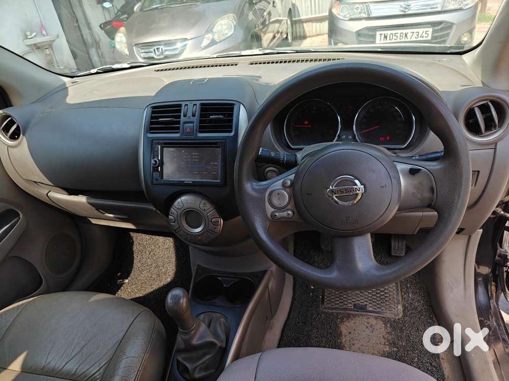 Nissan Sunny Xv, 2013, Petrol