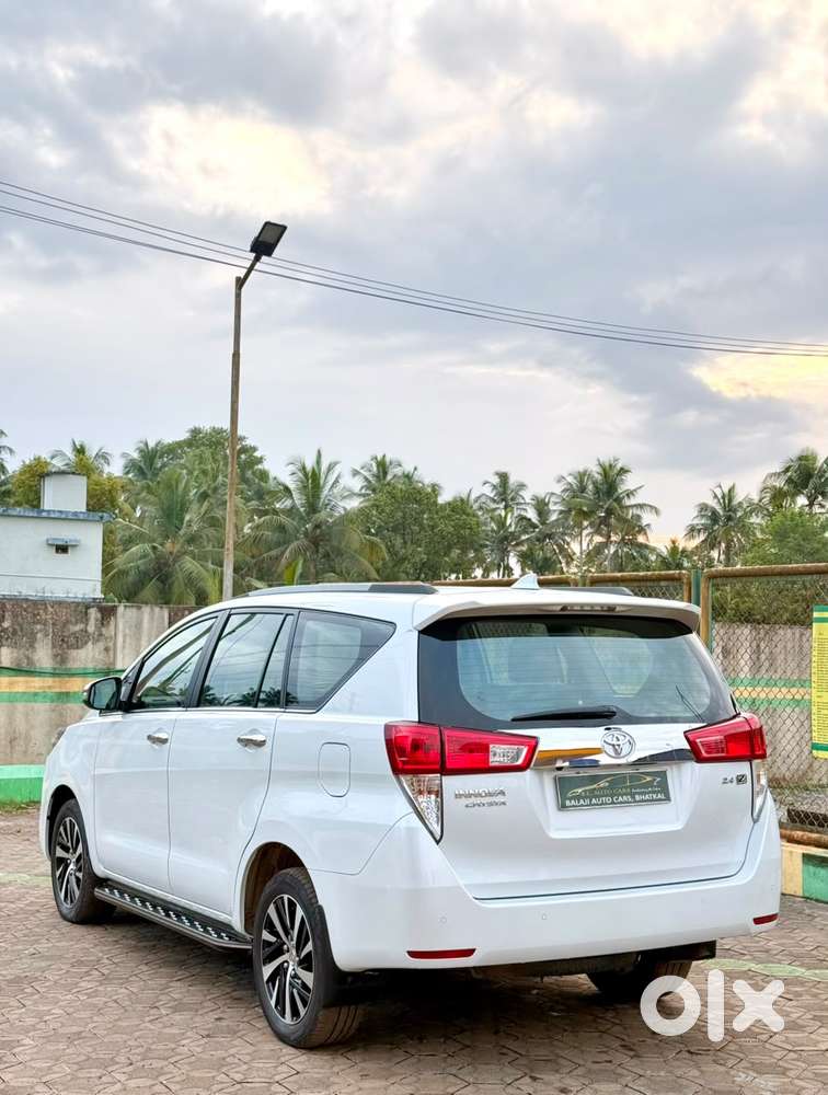 Toyota Innova Crysta 2.4 Z 7 Str, 2025, Diesel