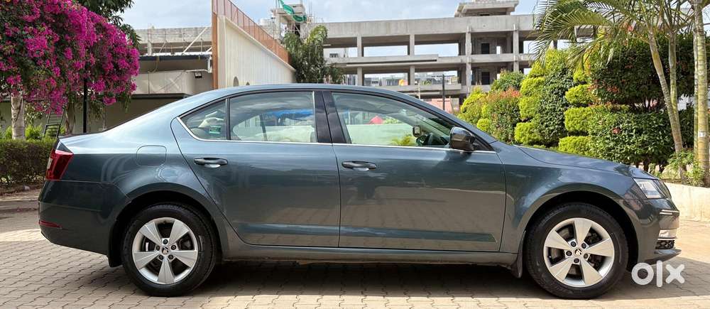 Skoda Octavia 1.8 TSI Style AT, 2018, Petrol