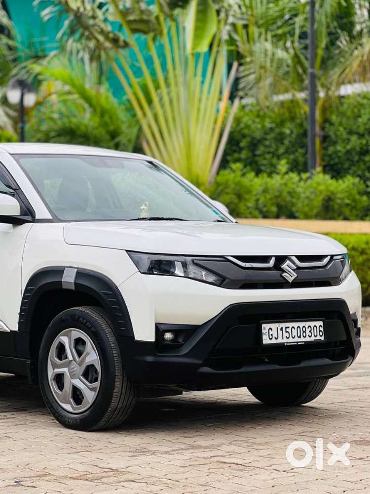 Maruti Suzuki Brezza 1.5 Vxi Cng, 2025, Cng & Hybrids