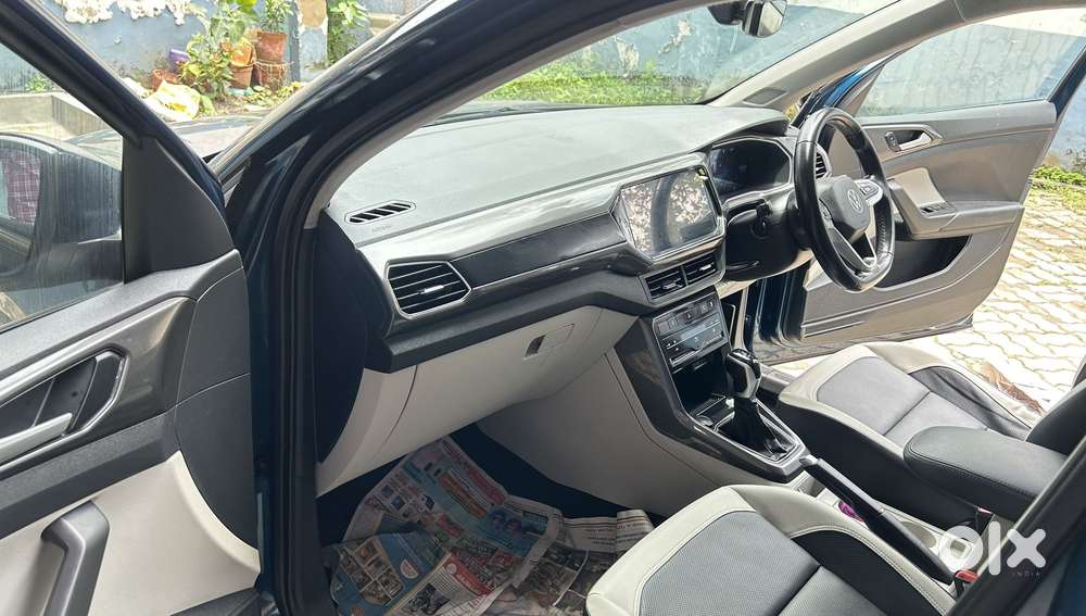 Volkswagen Taigun 1.0 Tsi Topline At, 2023, Petrol