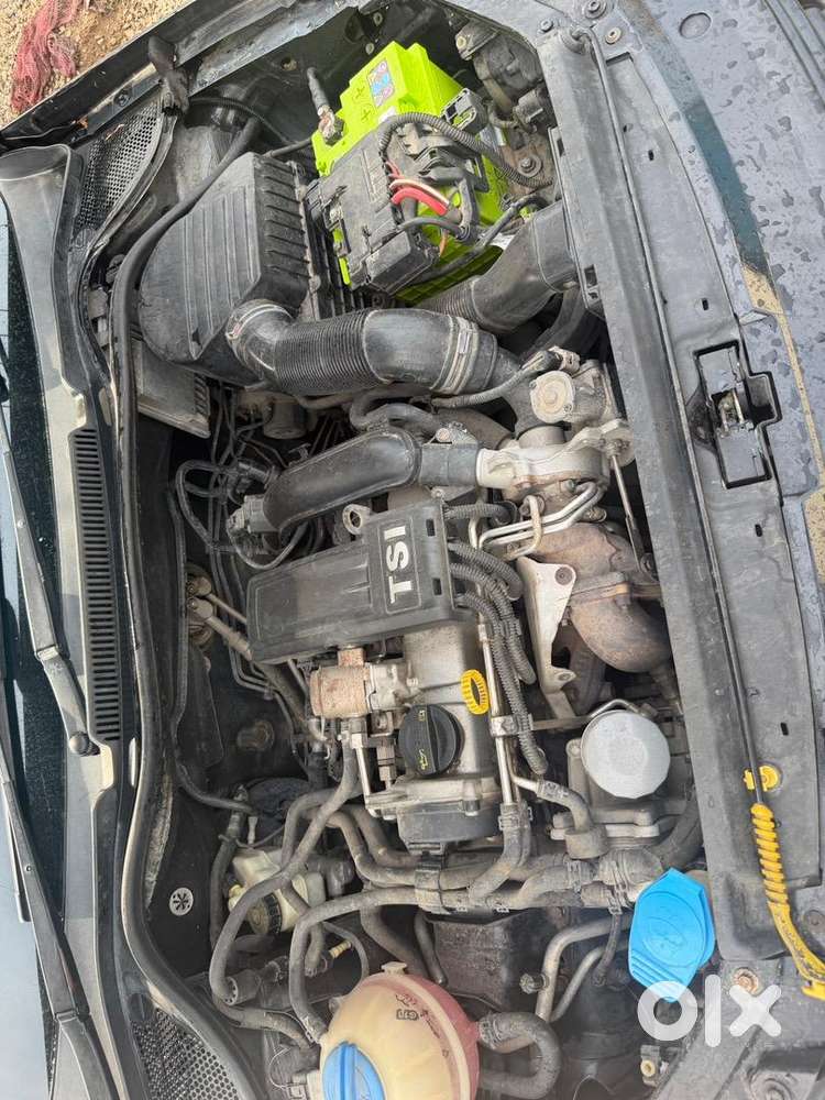 Volkswagen Polo 2015 Petrol 77000 Km Driven