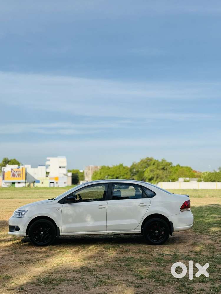 Volkswagen Vento 2010-2013 New Diesel Highline, 2011, Diesel