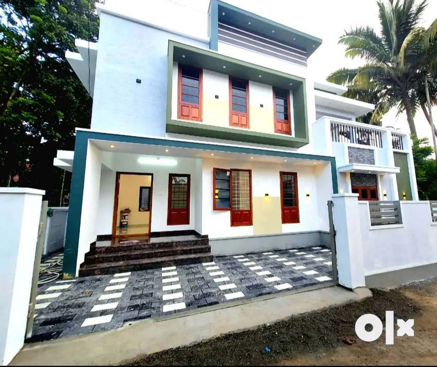 Newly constructed 3 bed 1400 sqft house in edapally near varapuzha ...