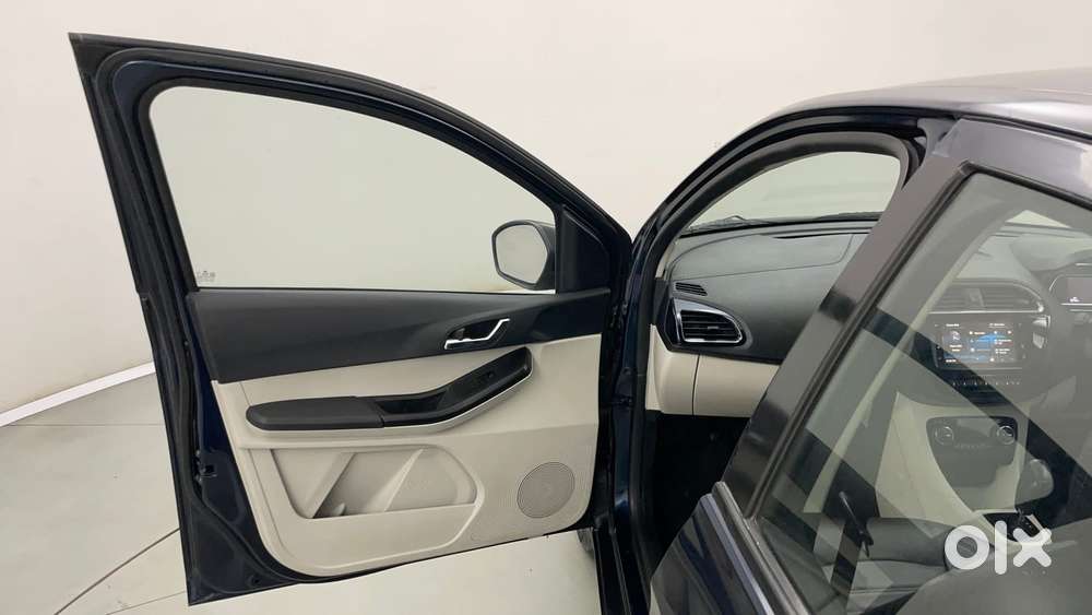 Tata Tiago Xza Plus, 2022, Petrol