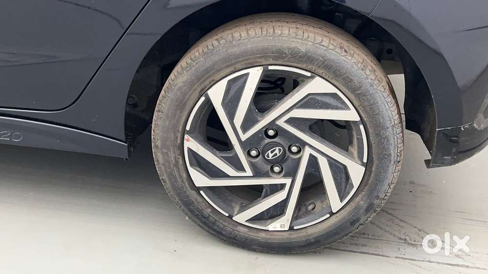 Hyundai New I20 1.2 Asta (o) Ivt, 2024, Petrol