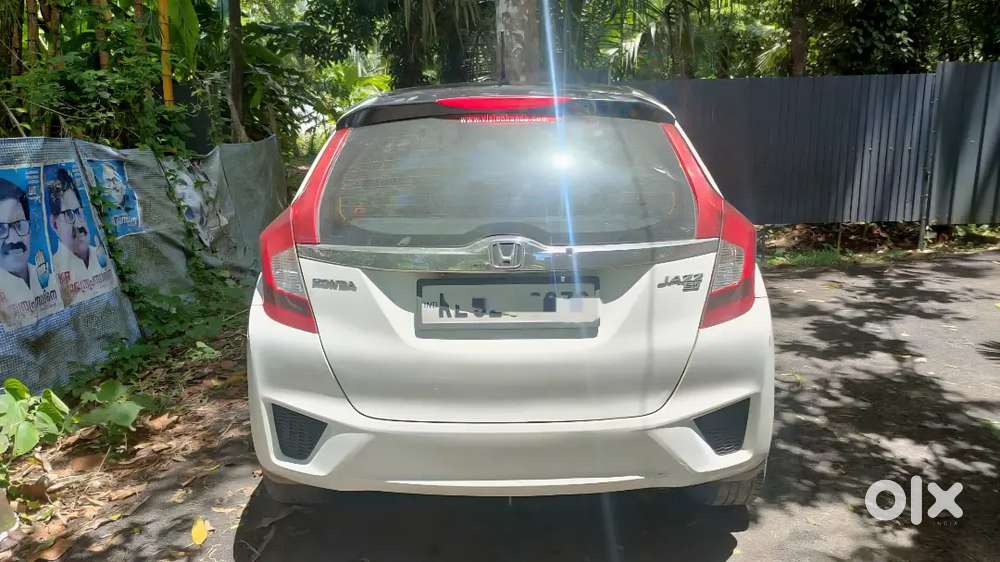 Honda Jazz 2015 Petrol 81000 Km Driven