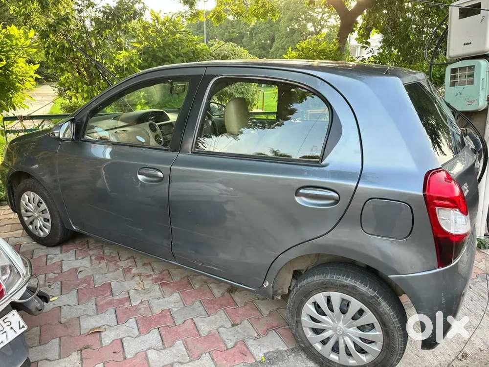 Toyota Etios Liva 2015
