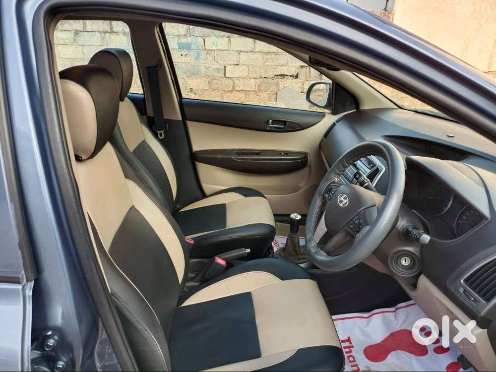 Hyundai I20 2012 Petrol 94500 Km Driven