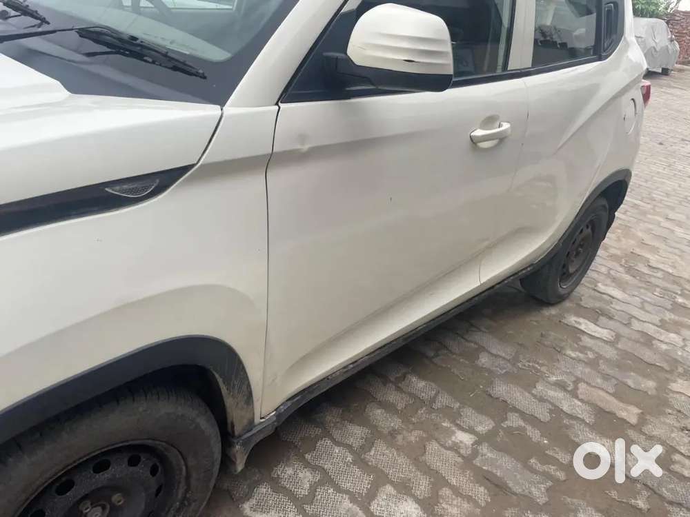 Mahindra Kuv 100 2016