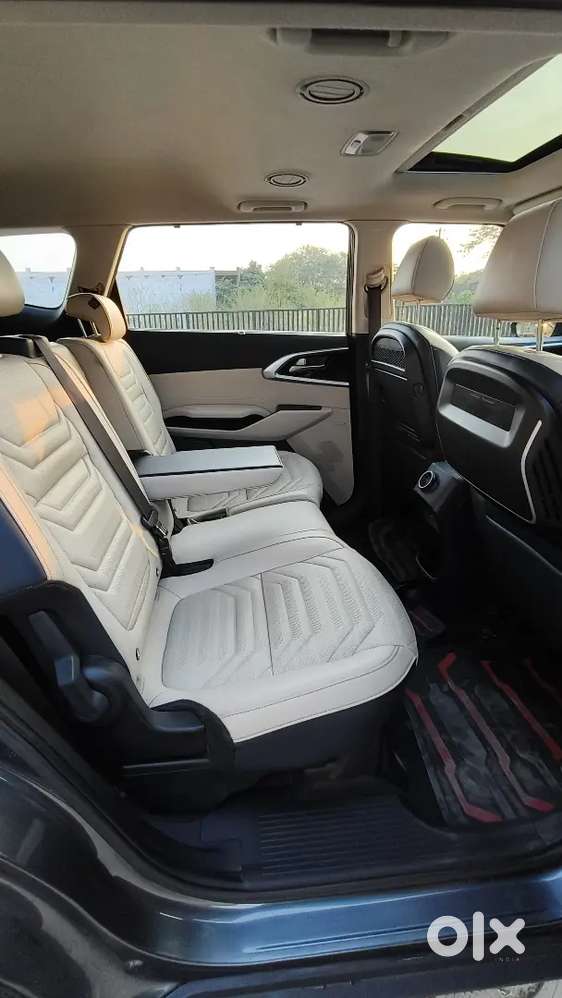 Kia Carens Luxury Plus 1.5 Turbo Petrol Demo Vehicle