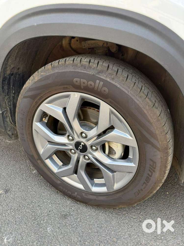 Kia Seltos Htk Plus (o) Ivt 1.5 Petrol-like New  8 Months Old