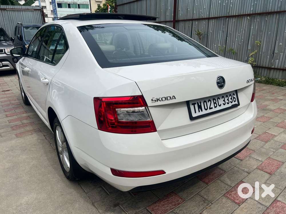 Skoda Octavia Elegance 2.0 Tdi At, 2015, Diesel