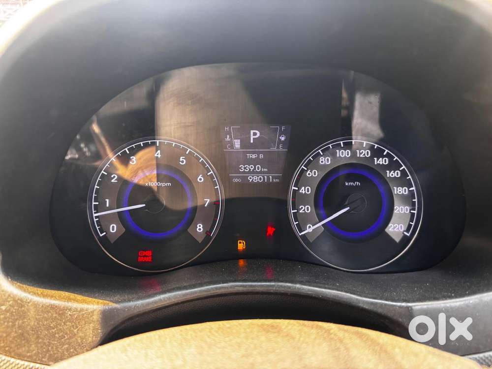 Hyundai Verna Fluidic 1.6 Vtvt Sx Automatic, 2015, Petrol
