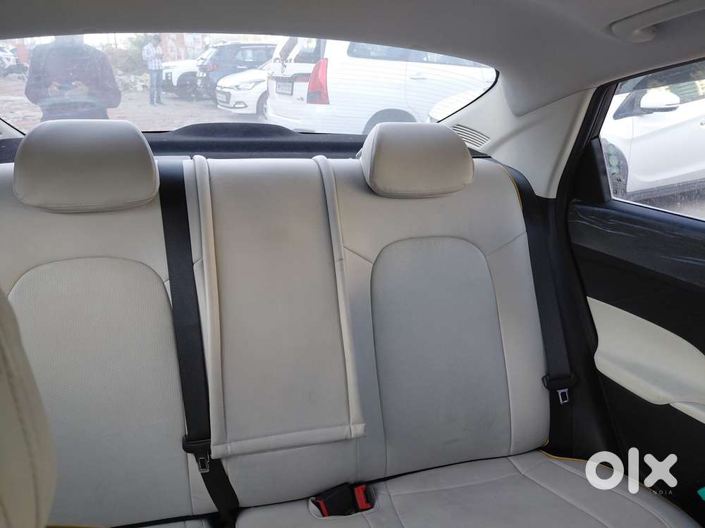 Hyundai Verna 1.5 Petrol 2024