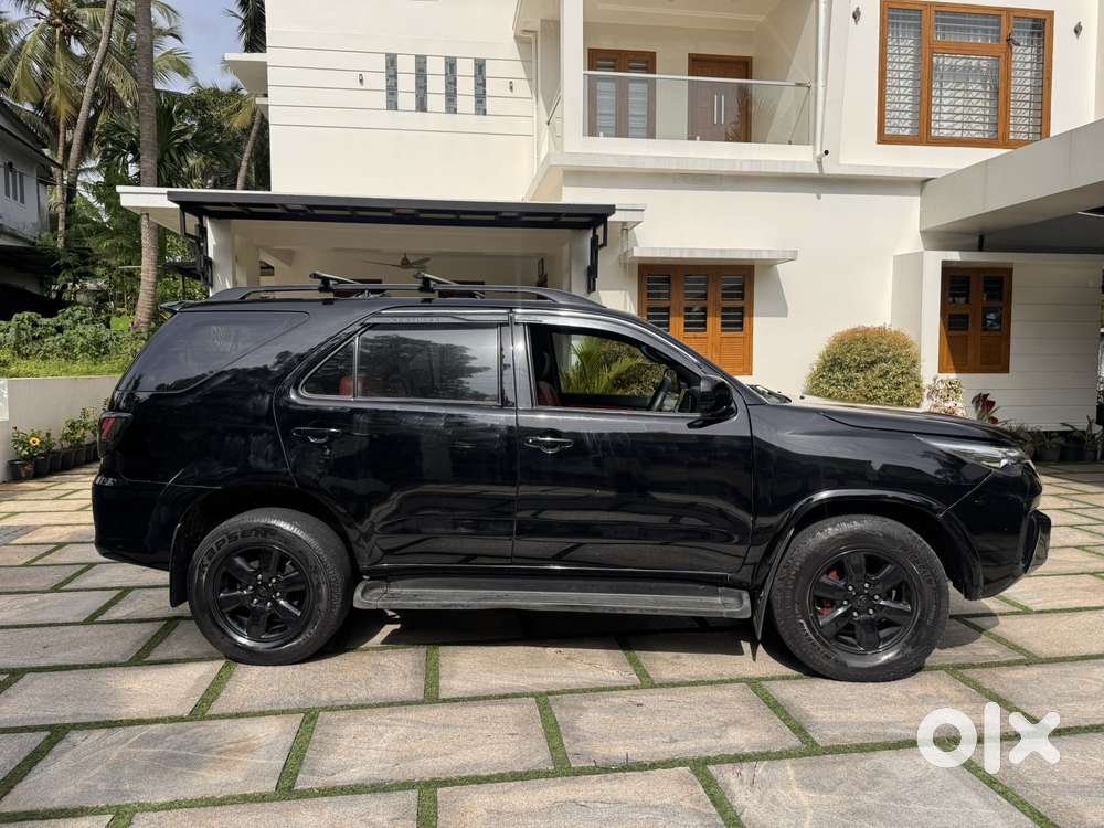 Toyota Fortuner, 2010, Diesel