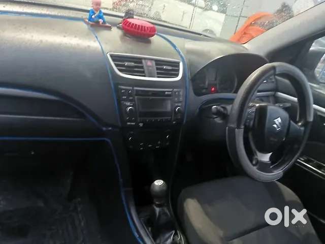 Maruti Suzuki Swift Vxi + Manual, 2016, Petrol