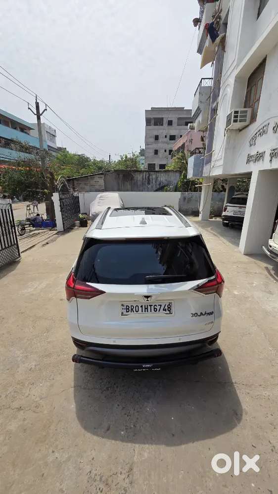 Mahindra Xuv700 Diesel Ax5 At 2024