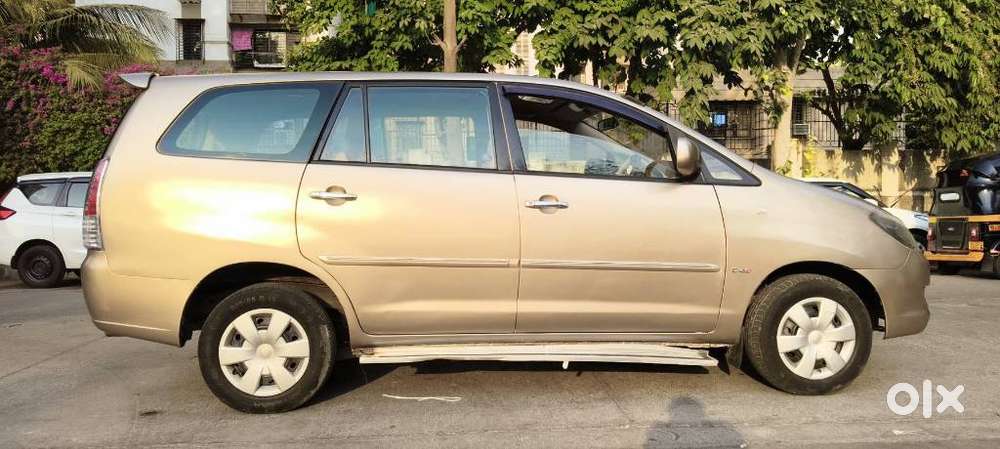 Toyota Innova 2.5 G (diesel) 8 Seater, 2005, Diesel
