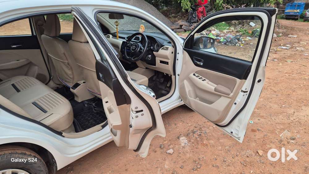 Maruti Suzuki Swift Dzire Vxi Optional, 2023, Petrol