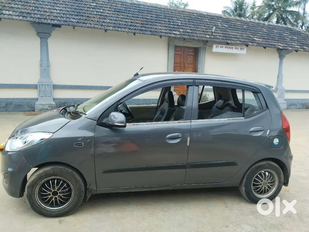 Hyundai I10 2011 Petrol 128000 Km Driven