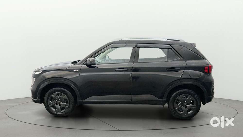 Hyundai Venue [2022-ongoing] 1.2 S, 2024, Petrol