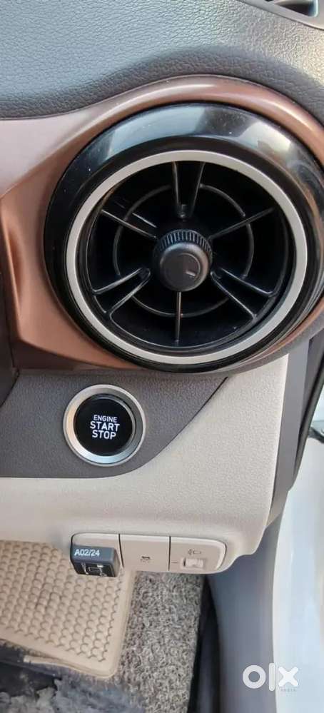 Hundai Aura Sx Top Modal Good Condition