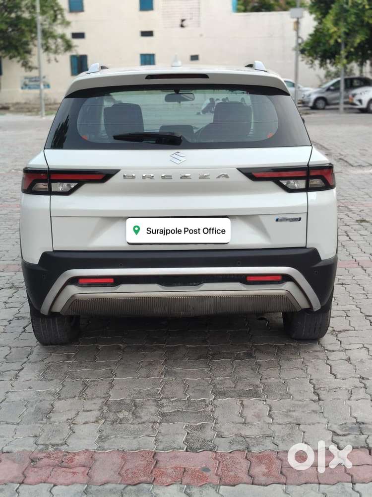 Maruti Suzuki Brezza 1.5 Zxi Smart Hybrid, 2023, Petrol