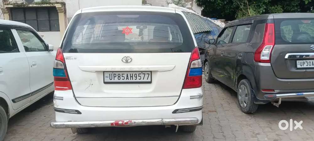 Toyota Innova G4 डीज़ल 2013 7 Str