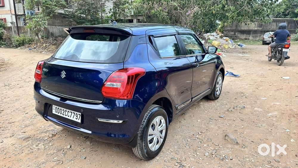 Maruti Suzuki Swift 1.2 Vxi (o), 2022, Petrol
