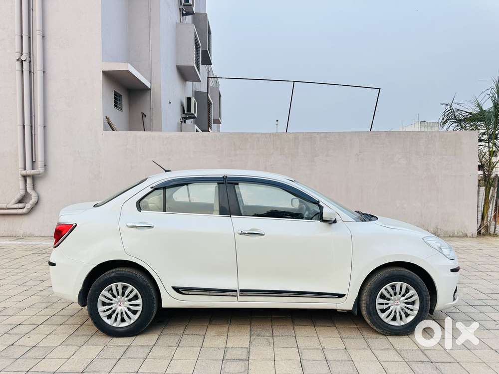 Maruti Suzuki Swift Dzire 1.3 Vxi, 2020, Petrol