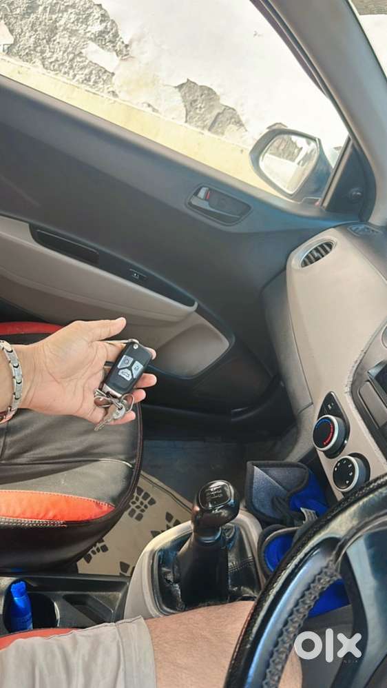 2017 Hyundai Xcent Base