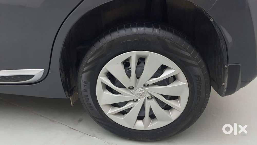 Toyota Glanza 1.2 E, 2024, Petrol