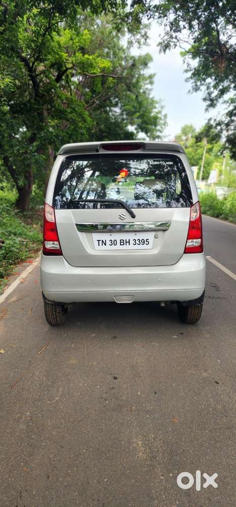 Maruti Suzuki Wagon R Vxi Mt 1.0l, 2017, Petrol