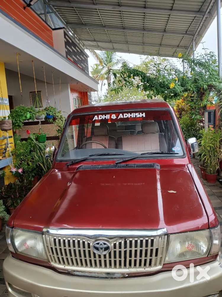 Toyota Qualis 2001 Diesel Well Maintained