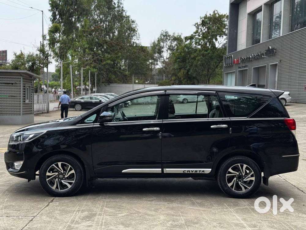 Toyota Innova Crysta 2.4 V, 2024, Diesel