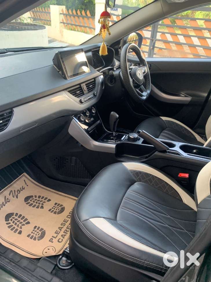 Tata Nexon 1.2 Revotron Xma Amt (s), 2023, Petrol
