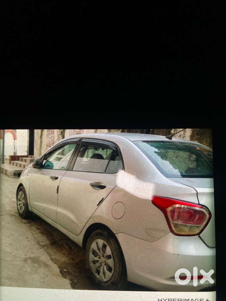 Hyundai Xcent 2017 Year Ola Uber Atteched